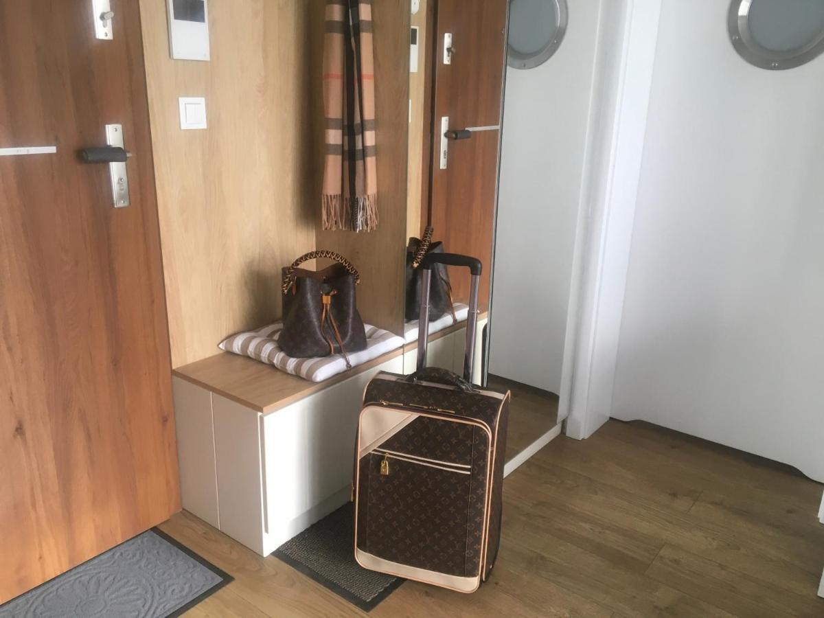 Apartament Marine Holiday Elblag - Winda -Parking W Hali Garazowej -Gratis -Business Stays 外观 照片