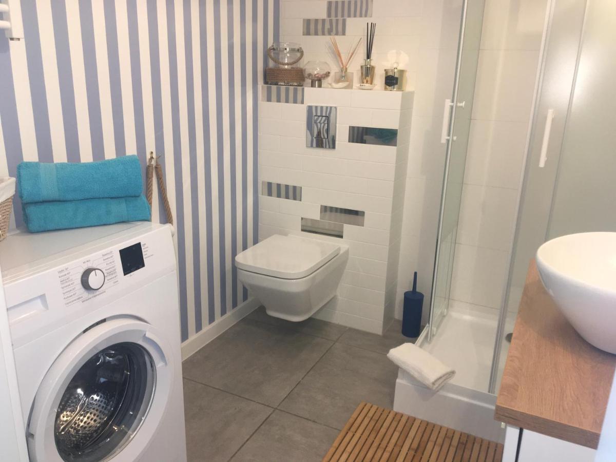Apartament Marine Holiday Elblag - Winda -Parking W Hali Garazowej -Gratis -Business Stays 外观 照片