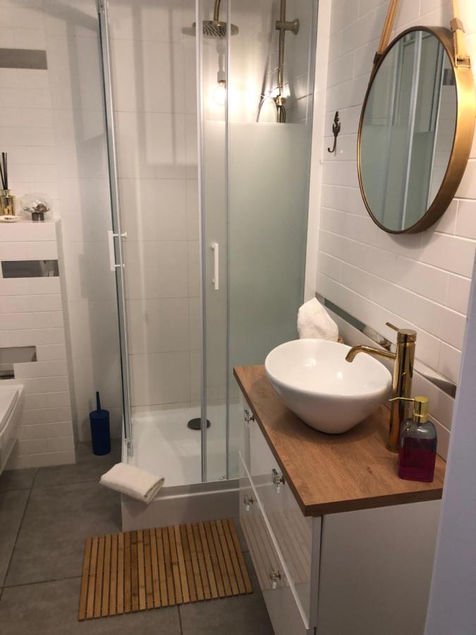 Apartament Marine Holiday Elblag - Winda -Parking W Hali Garazowej -Gratis -Business Stays 外观 照片